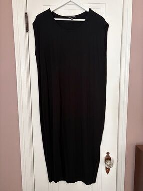 Sleeveless Black Maxi Dress - Minimalist Draped Silhouette